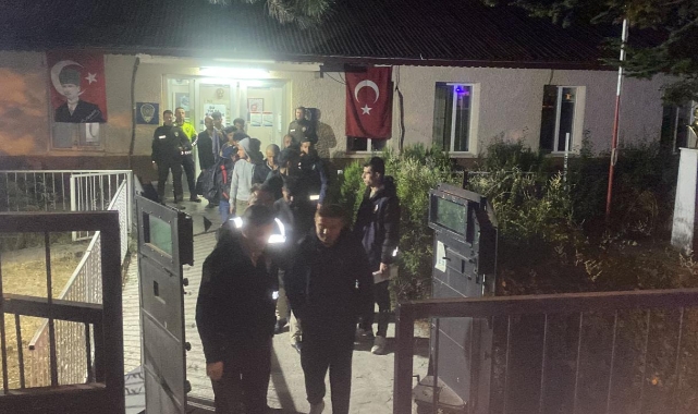 Çankırı'da 14 düzensiz göçmen yakalandı