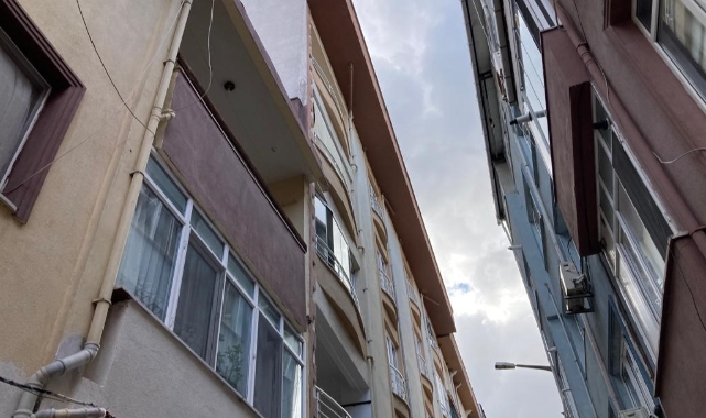 Çatıdan düşen hırsız hayatını kaybetti
