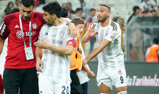 Cenk Tosun bu sezon Süper Lig’de ilk kez forma giydi
