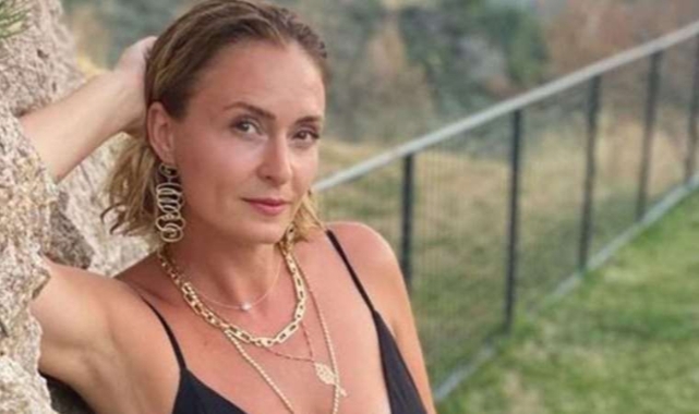 Ceyda Düvenci rahatsızlandı