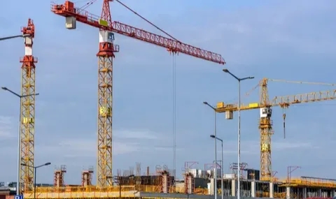 Çin’de vinç devrildi: 6 ölü, 5 yaralı