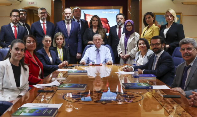 Cumhurbaşkanı Erdoğan: CHP'nin eline düşen şehirlerimizi kurtaracağız