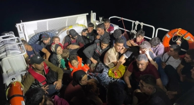 Datça’da 30 düzensiz göçmen yakalandı