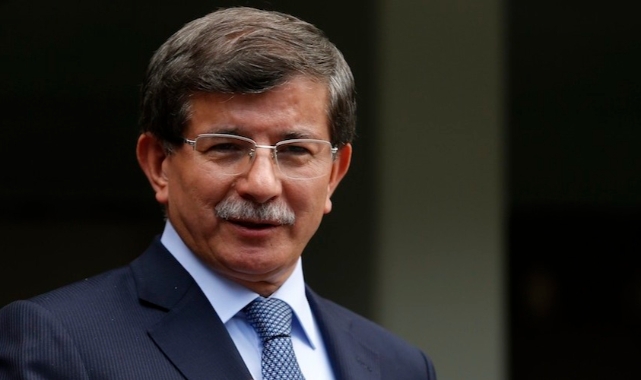 Davutoğlu, Atatürk'e hakaret eden gencin tutuklanmasını eleştirdi
