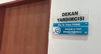 Eski öğrencisi tarafından bıçaklandı!
