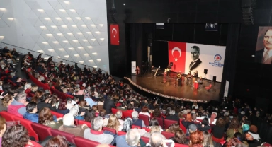 Denizli’de Latin ve nostalji konseri
