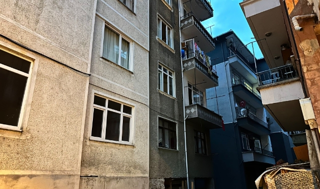 Depremden kurtuldu, balkondan düşerek hayatını kaybetti