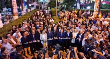 Dünya Menemen Çömlek Festivali'nde buluştu