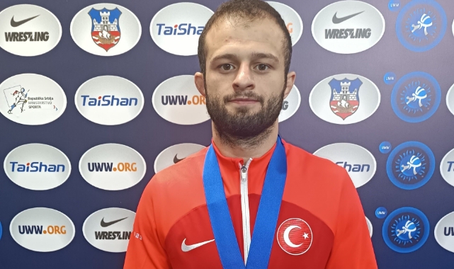 Enes Başar dünya üçüncüsü oldu