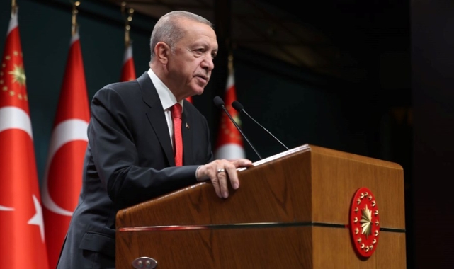 Erdoğan: "81 ili deprem bölgesi görerek çalışmalıyız"