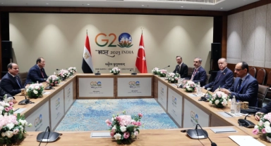 Erdoğan, Mısır Cumhurbaşkanı Sisi ile görüştü