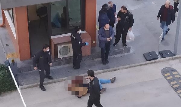 Eski eşini ve arkadaşını öldüren polise müebbet hapis cezası