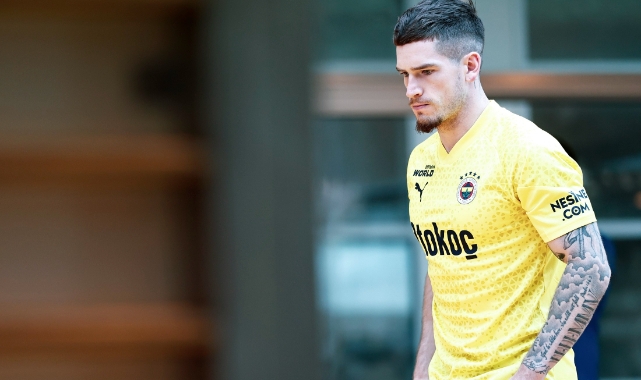 Fenerbahçe antremanlara devam ediyor