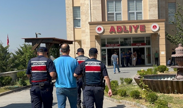 FETÖ'den aranıyordu, kıskıvrak yakalandı