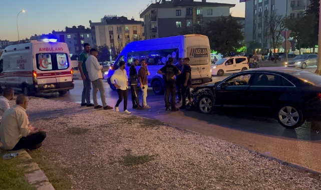 Gaziantep’te aynı kavşakta iki kaza: 5 yaralı