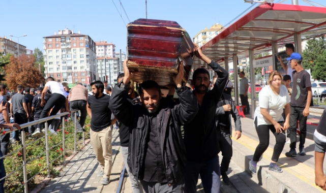 Harun Can'ın ailesinden tabutlu protesto!