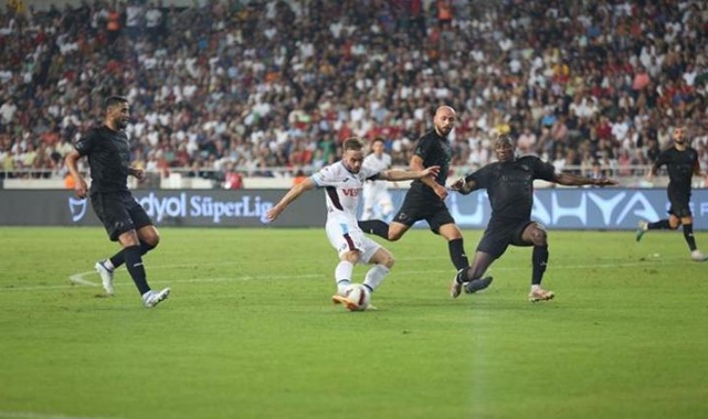 Hatayspor geriden gelip 3 puanı kaptı!