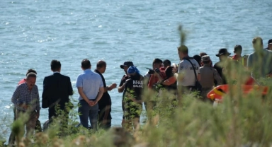 Helikopter kazasında İZSU ve itfaiye ekipleri seferber oldu