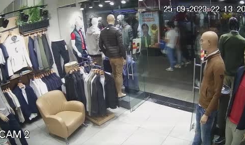 Hırsızın rahatlığı pes dedirtti