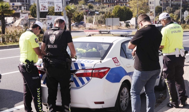 Hızlı sürücüler radara takıldı