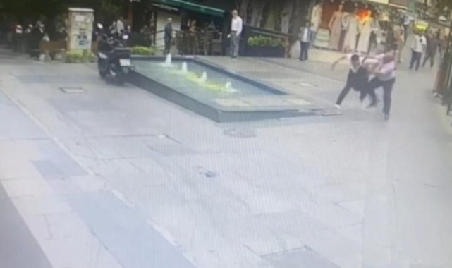 İETT otobüsünde fazla yolcu kavgası: Plastik mermi sıktı