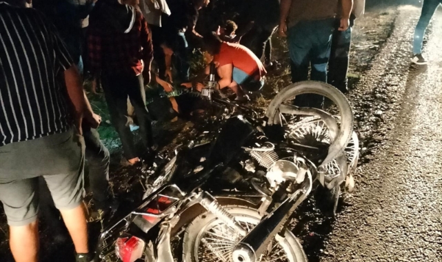 İki motosiklet birbirine girdi! 3 yaralı