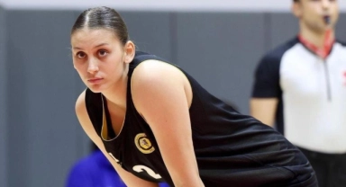 İlayda Derman, Çankaya Üniversitesi'nde
