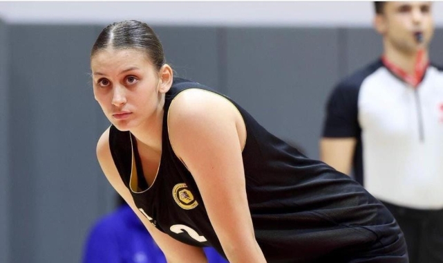 İlayda Derman, Çankaya Üniversitesi'nde