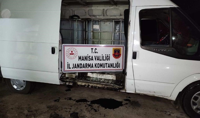 İş yerini kaçak akaryakıt istasyonuna çevirmişler