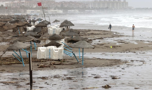İspanya’yı sel vurdu! 3 ölü, 3 kayıp