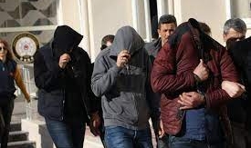 İzmir'de DEAŞ'ın inine baskın: 5 kişi tutuklandı