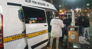 İzmir'de 'sigara izmariti' kavgasında kan aktı!