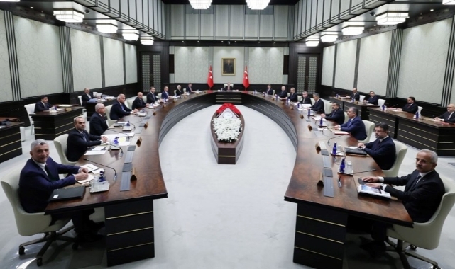 Kabine bugün toplanıyor!