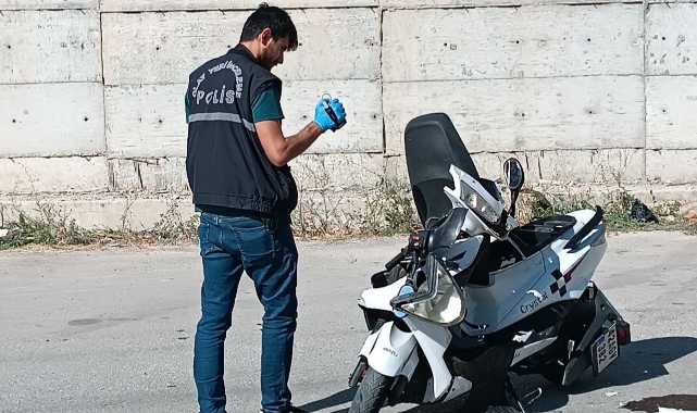 Kamyonetle çarpışan motosikletli öğrenci ağır yaralandı