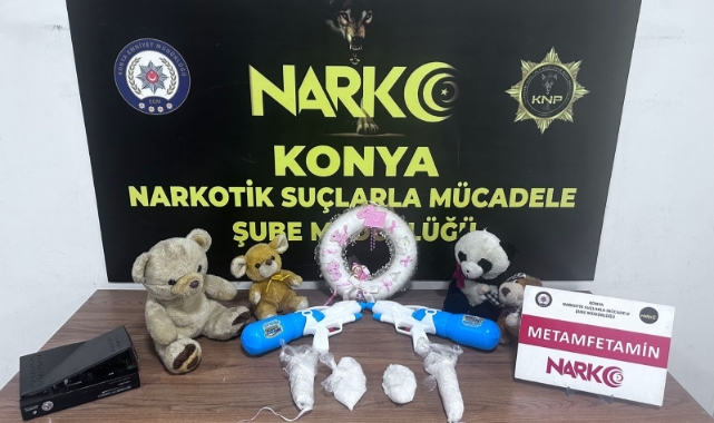 Kargo paketinden uyuşturucu çıktı