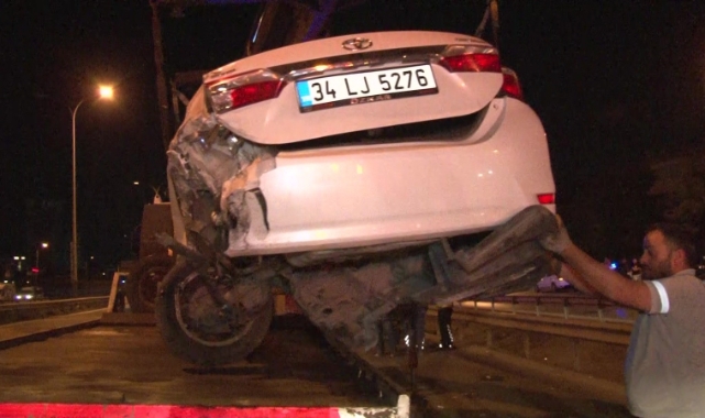 Kartal'da 5 aracın karıştığı zincirleme kaza