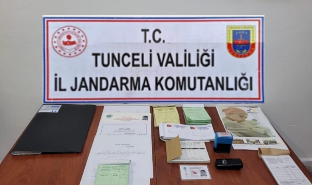 Kendilerini asker olarak tanıtıp vatandaşları dolandırmışlar