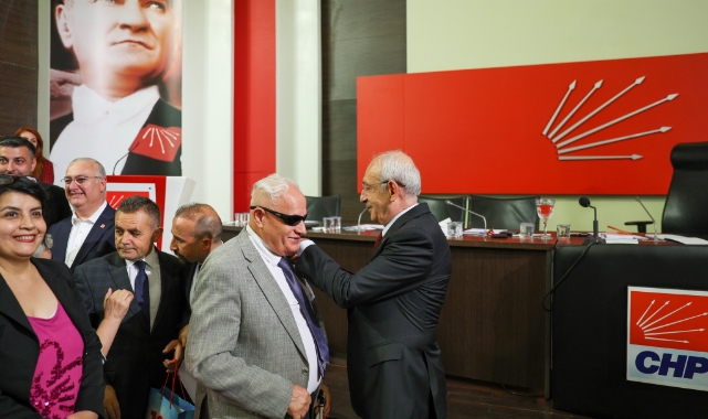 Kılıçdaroğlu, engelli vatandaşlarla buluştu