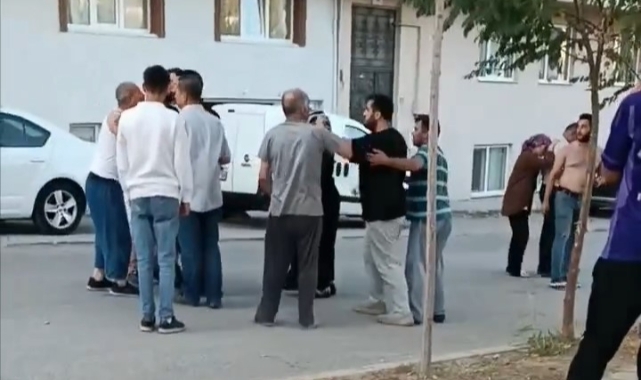 Komşuların gürültü kavgasında yumruklar havada uçuştu