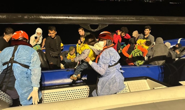 Kucağındaki çocuklarla Yunanistan'a geçerlerken yakalandılar
