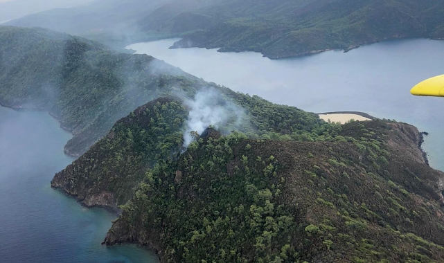 Marmaris yangınına müdahale sürüyor
