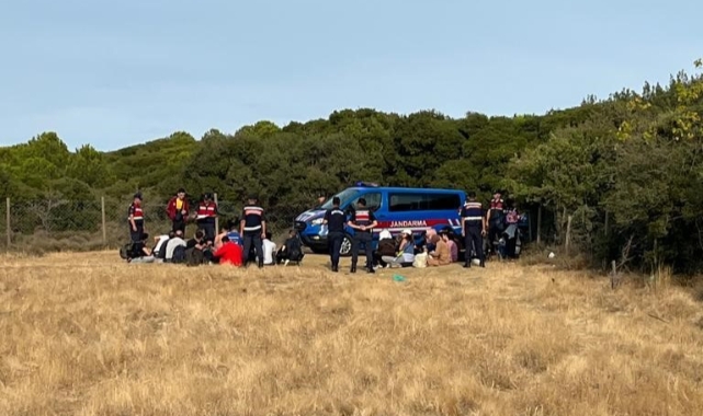 Minibüste 34 kaçak göçmen yakalandı