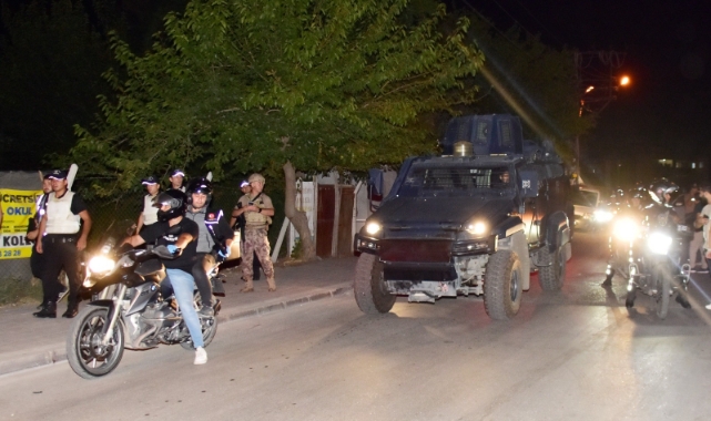 Narkotik polisi, uyuşturucu tacirlere göz açtırmıyor