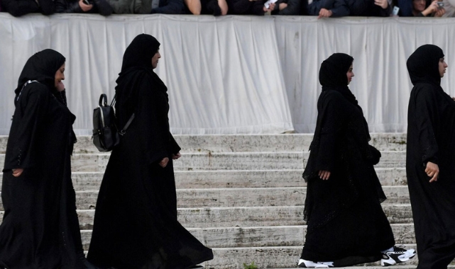 O ülkede burka giyilmesi yasaklandı