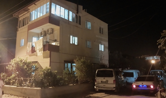 Oğlunu öldürdükten sonra kendisini bıçakladı!