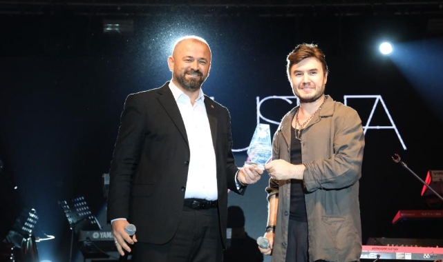 Orhaneli Belediyesi yazı festivalle kapattı