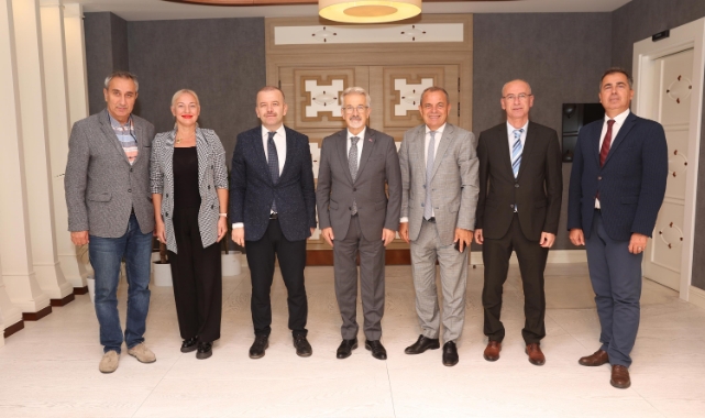 Nilüfer Kaymakamı Süzen, Başkan Turgay Erdem' i ziyaret etti