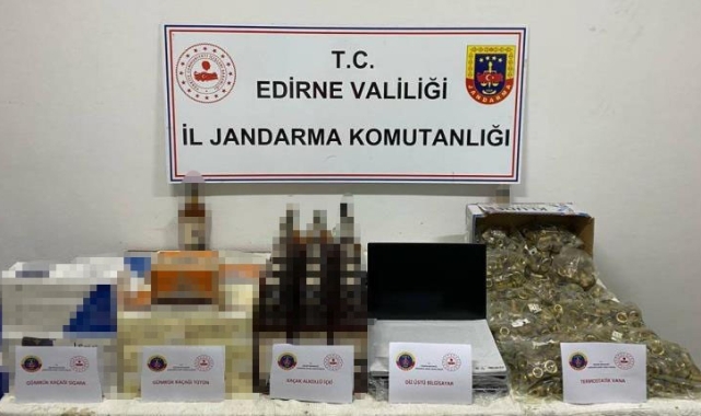 Otobüste 300 bin liralık kaçak ürün yakalandı
