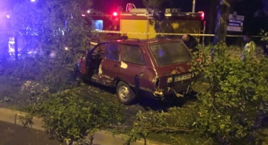 Otomobil refüje çıktı: 1 ölü 2 yaralı