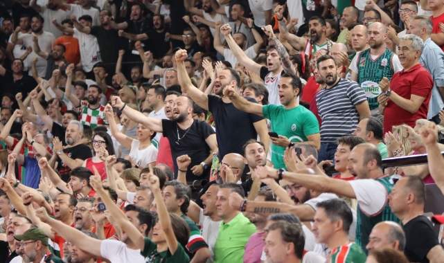 P. Karşıyaka'nın basketbol kombineleri satışa çıkıyor